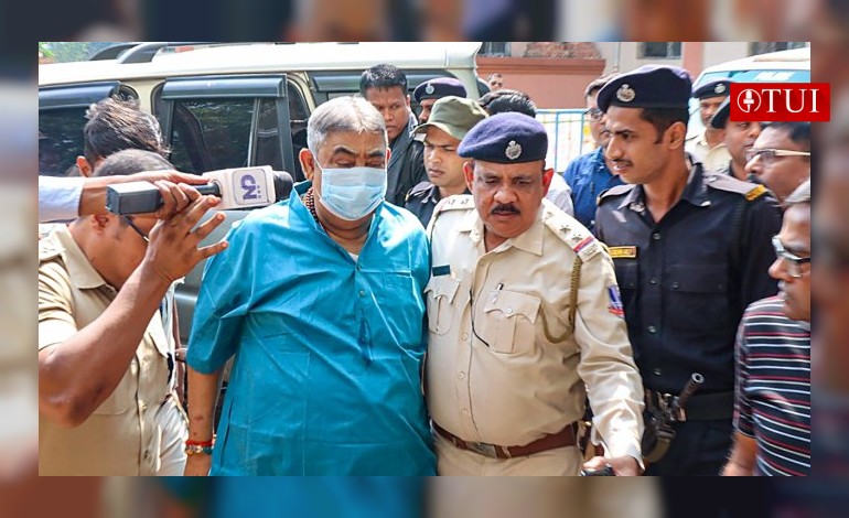 দিল্লির পথে অনুব্রত মণ্ডল।