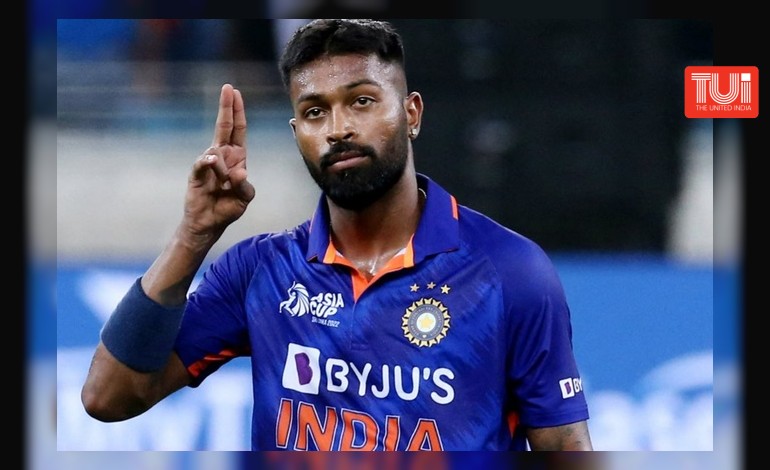 মাঠের বাইরেও ছক্কা হাঁকাচ্ছেন হার্দিক